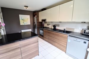 Kitchen- click for photo gallery